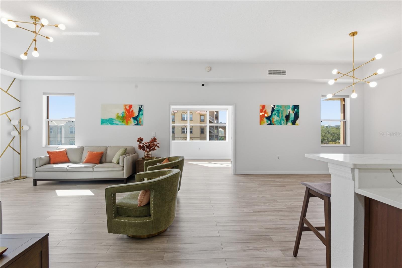 Image 4 of 35 For 642 Wells Court 402