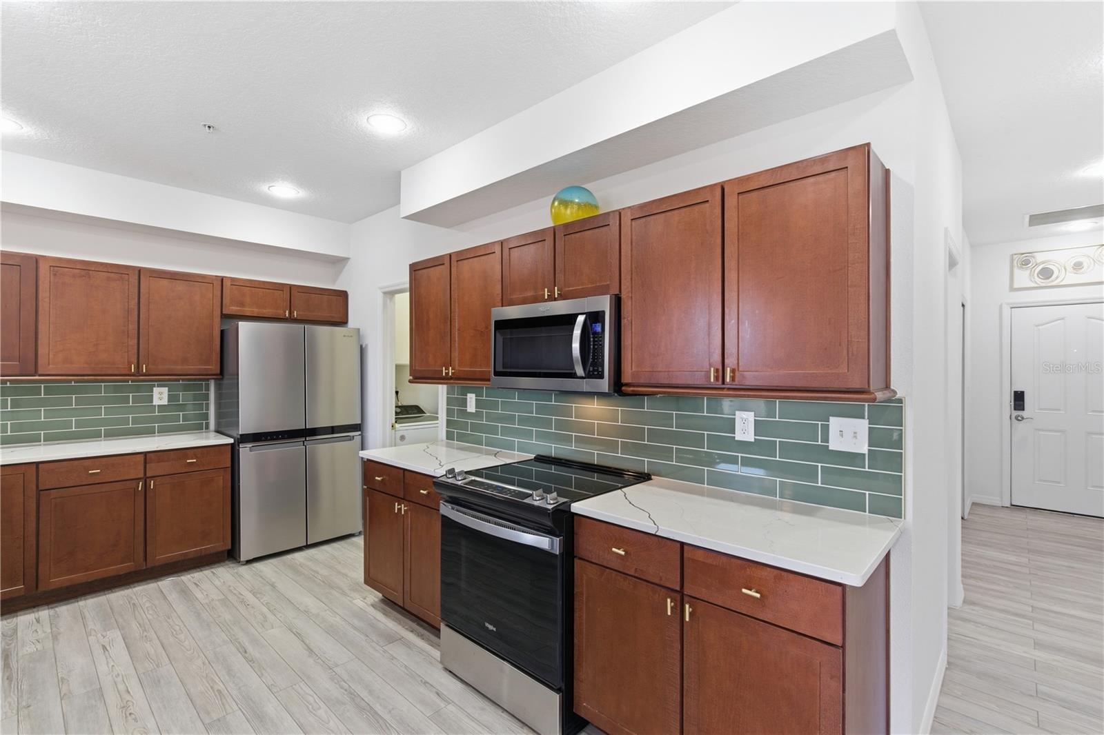 Image 7 of 35 For 642 Wells Court 402