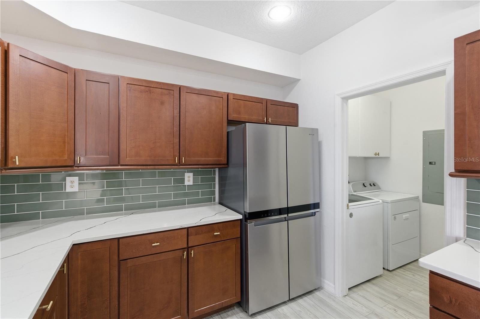 Image 9 of 35 For 642 Wells Court 402