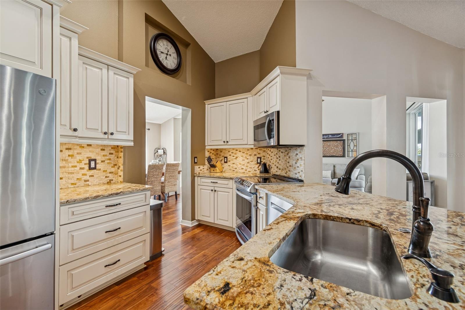 Image 15 of 62 For 7703 Northaven Place