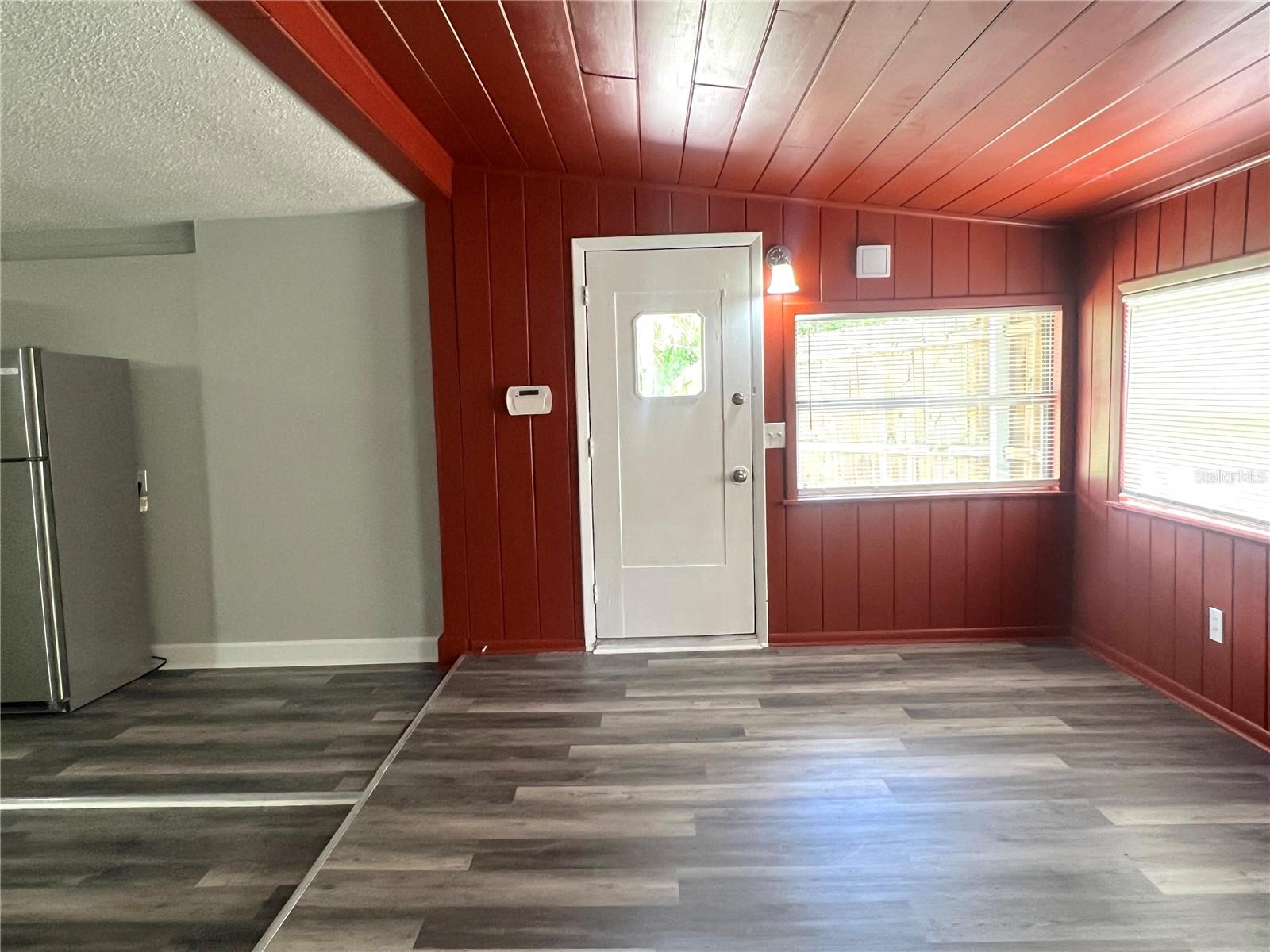 Image 14 of 15 For 5045 Green Key Road