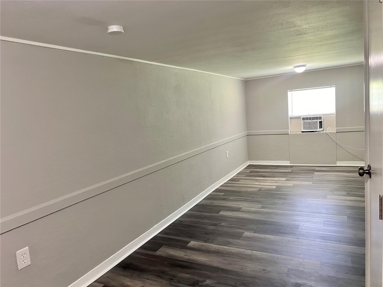 Image 8 of 15 For 5045 Green Key Road