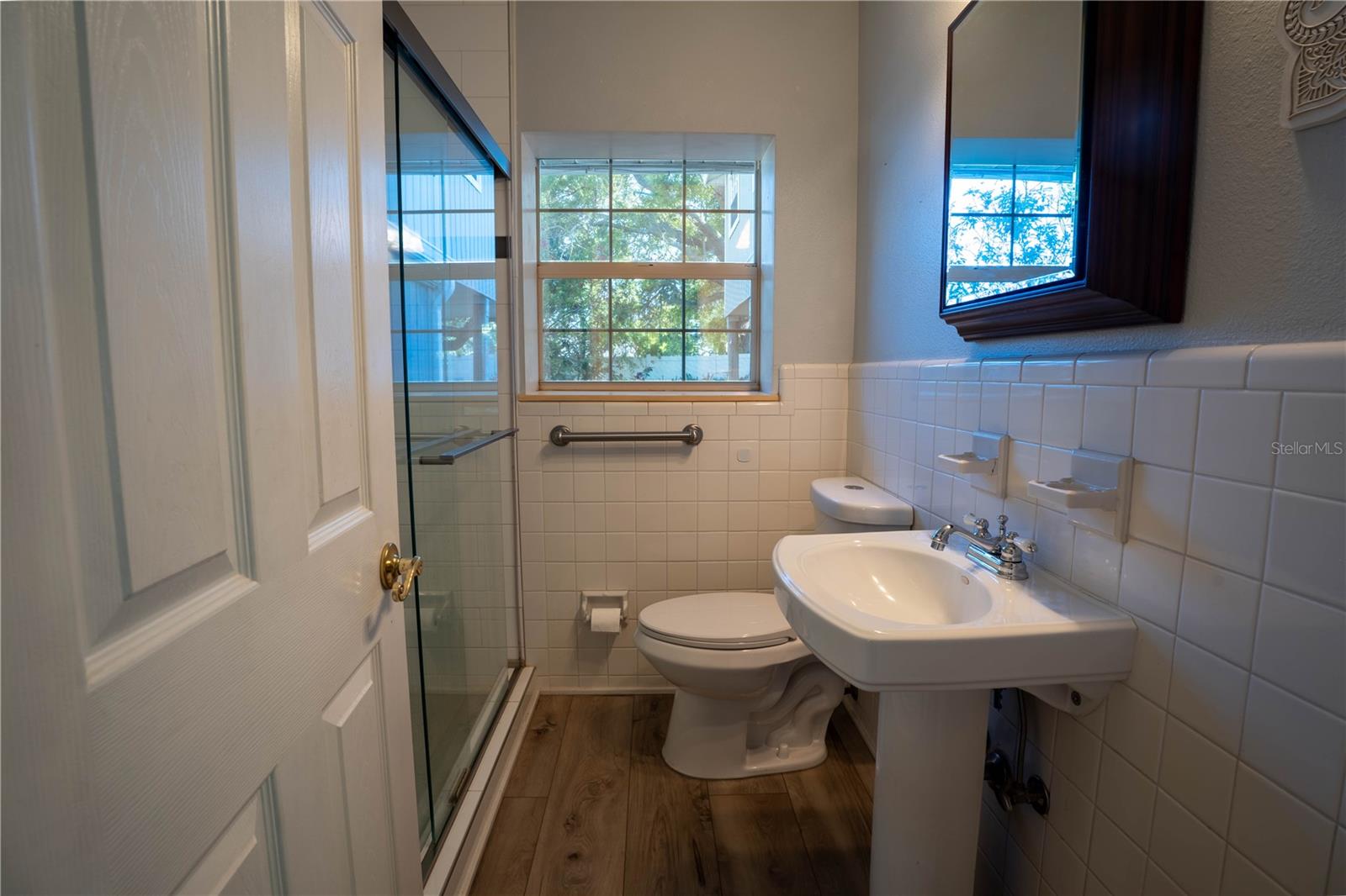 Image 14 of 39 For 2567 Central Avenue