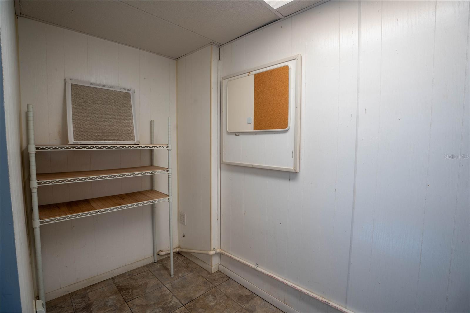 Image 24 of 39 For 2567 Central Avenue