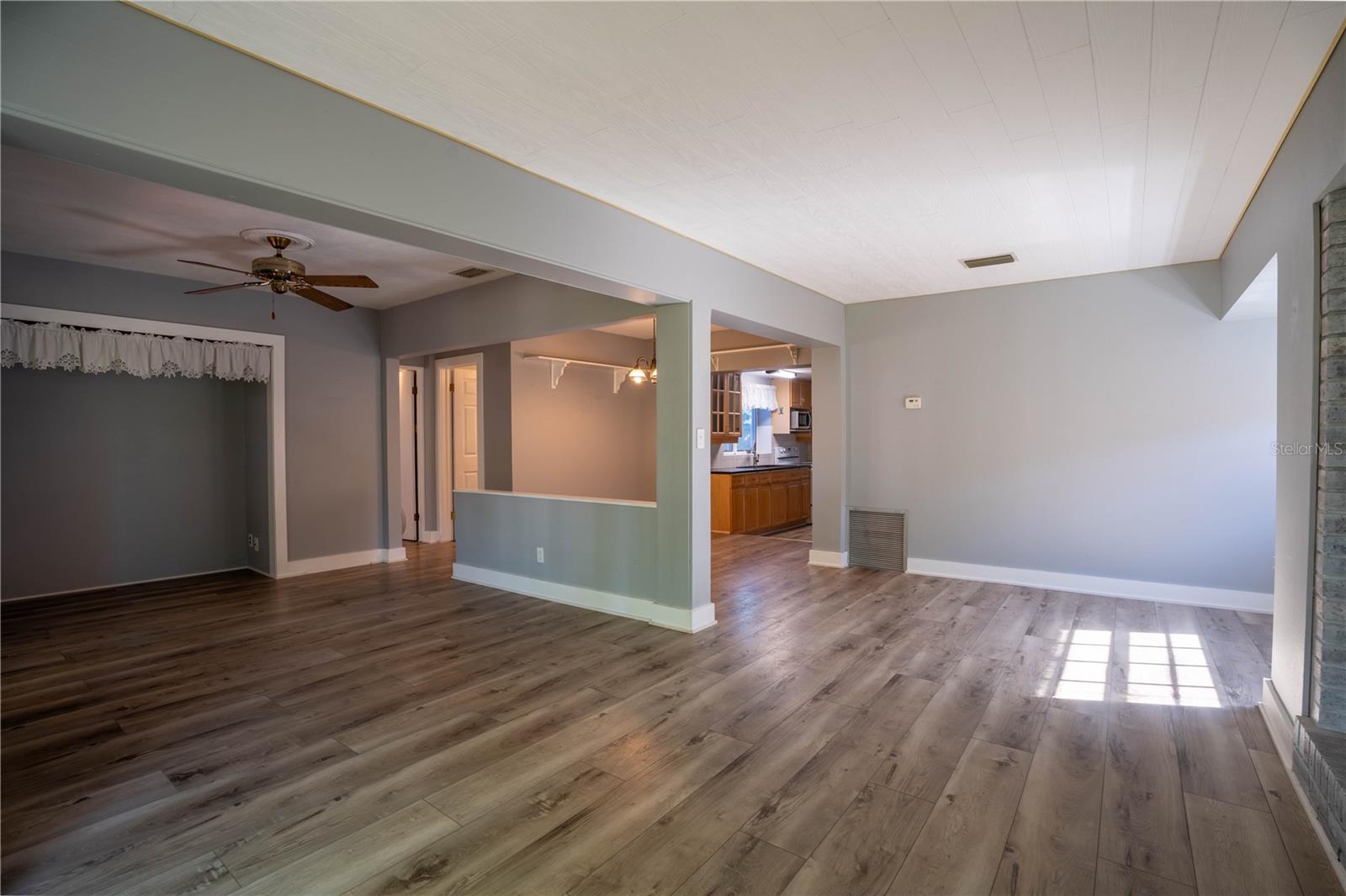 Image 3 of 39 For 2567 Central Avenue