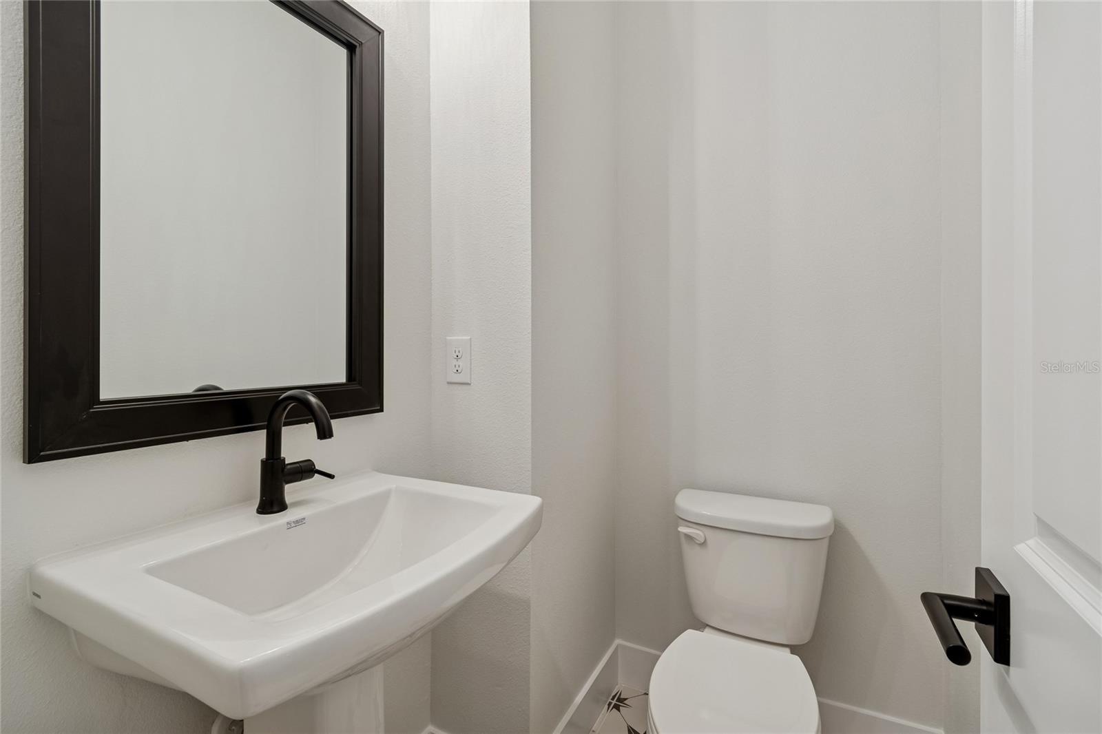 Image 32 of 44 For 6605 Nebraska Avenue 20