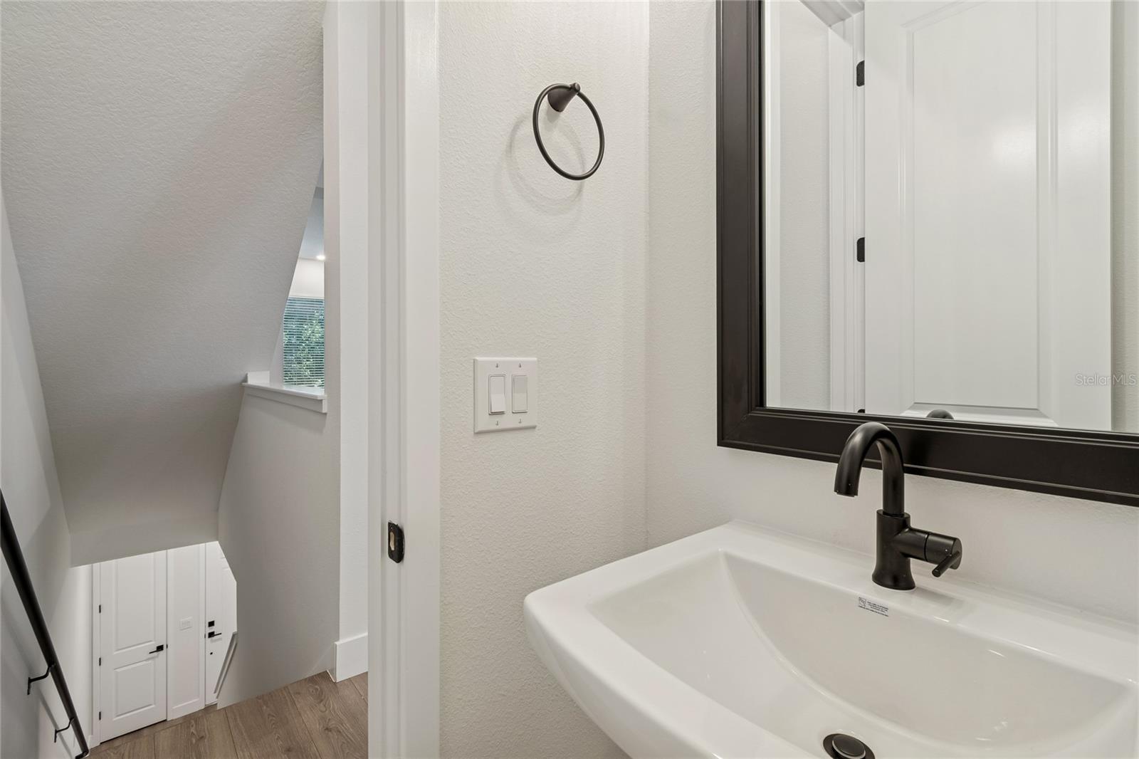 Image 33 of 44 For 6605 Nebraska Avenue 20