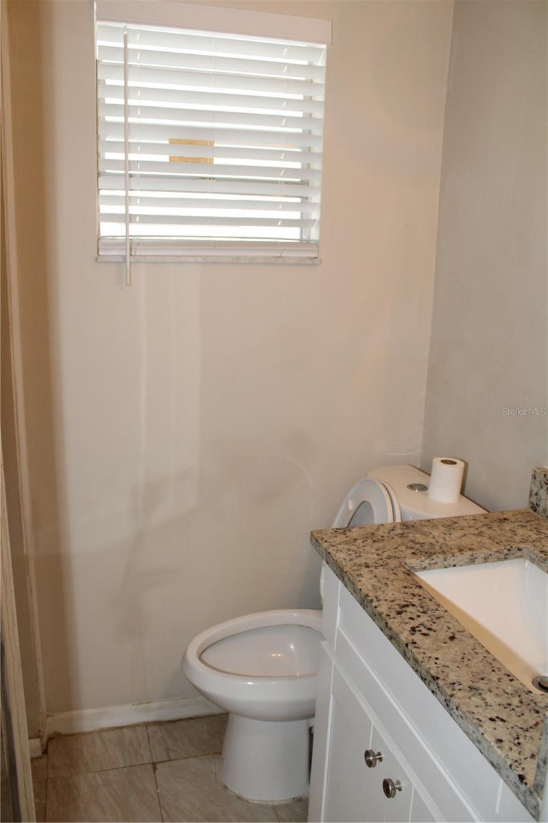 Image 10 of 19 For 10512 121st Avenue