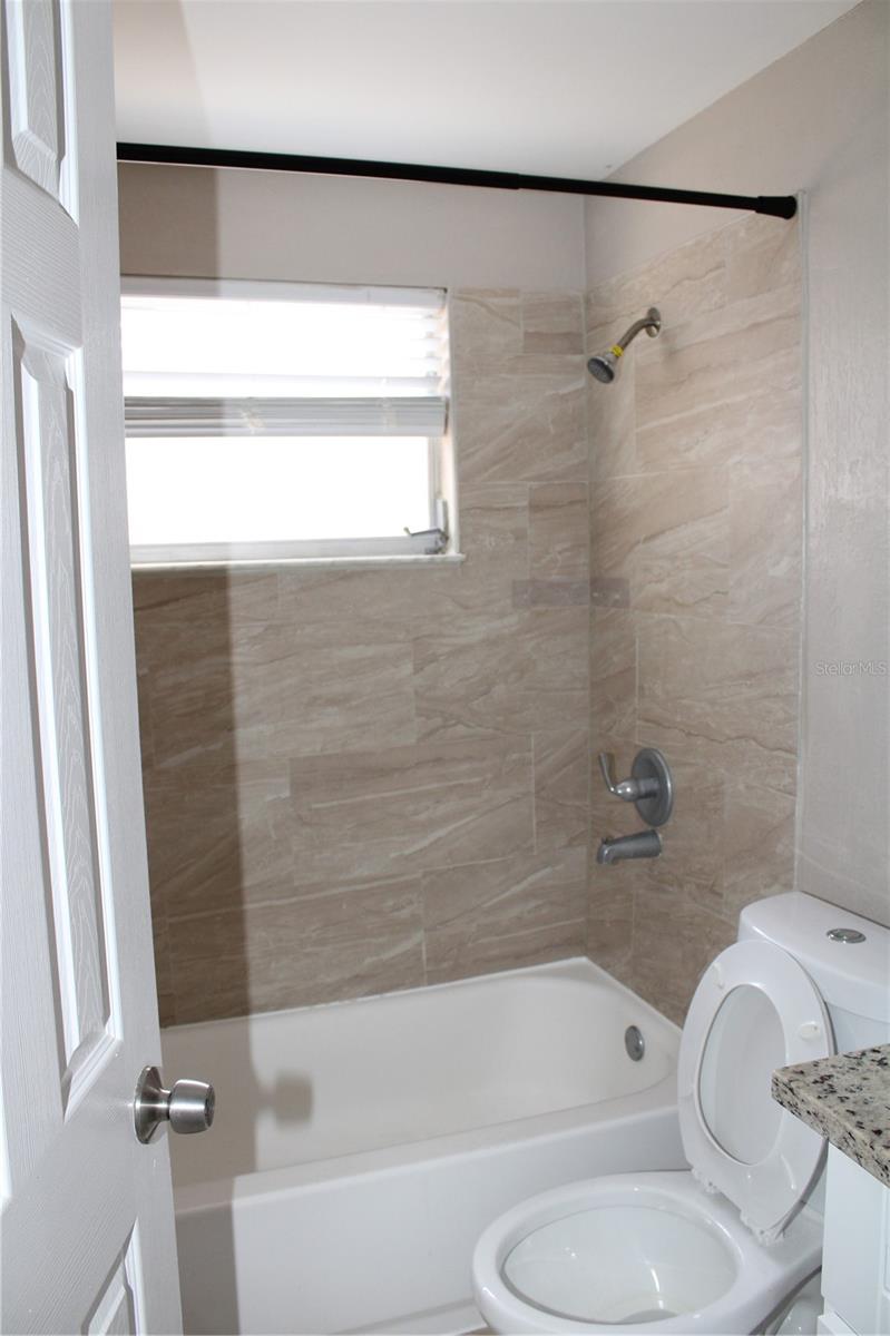 Image 15 of 19 For 10512 121st Avenue