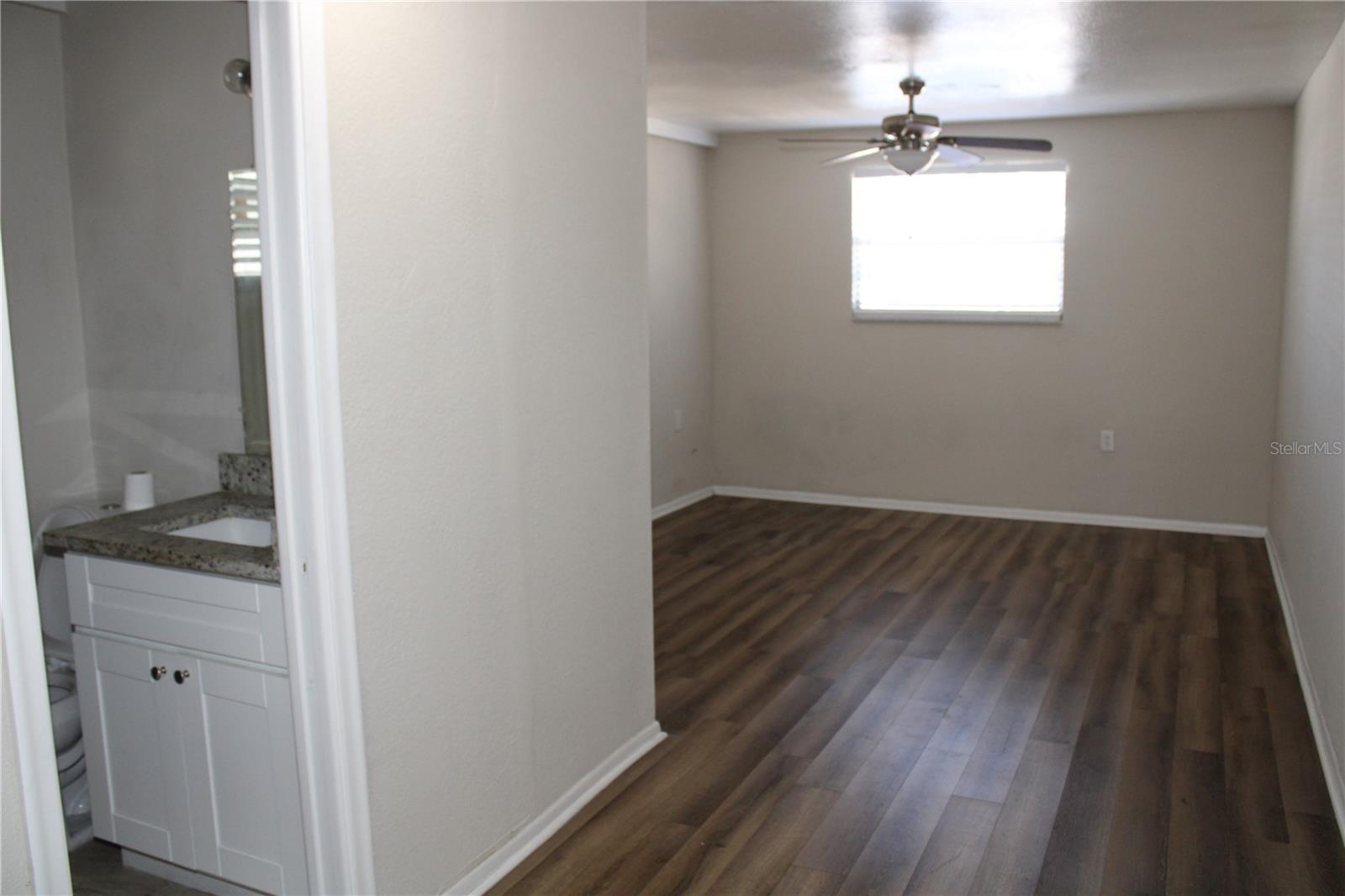 Image 8 of 19 For 10512 121st Avenue