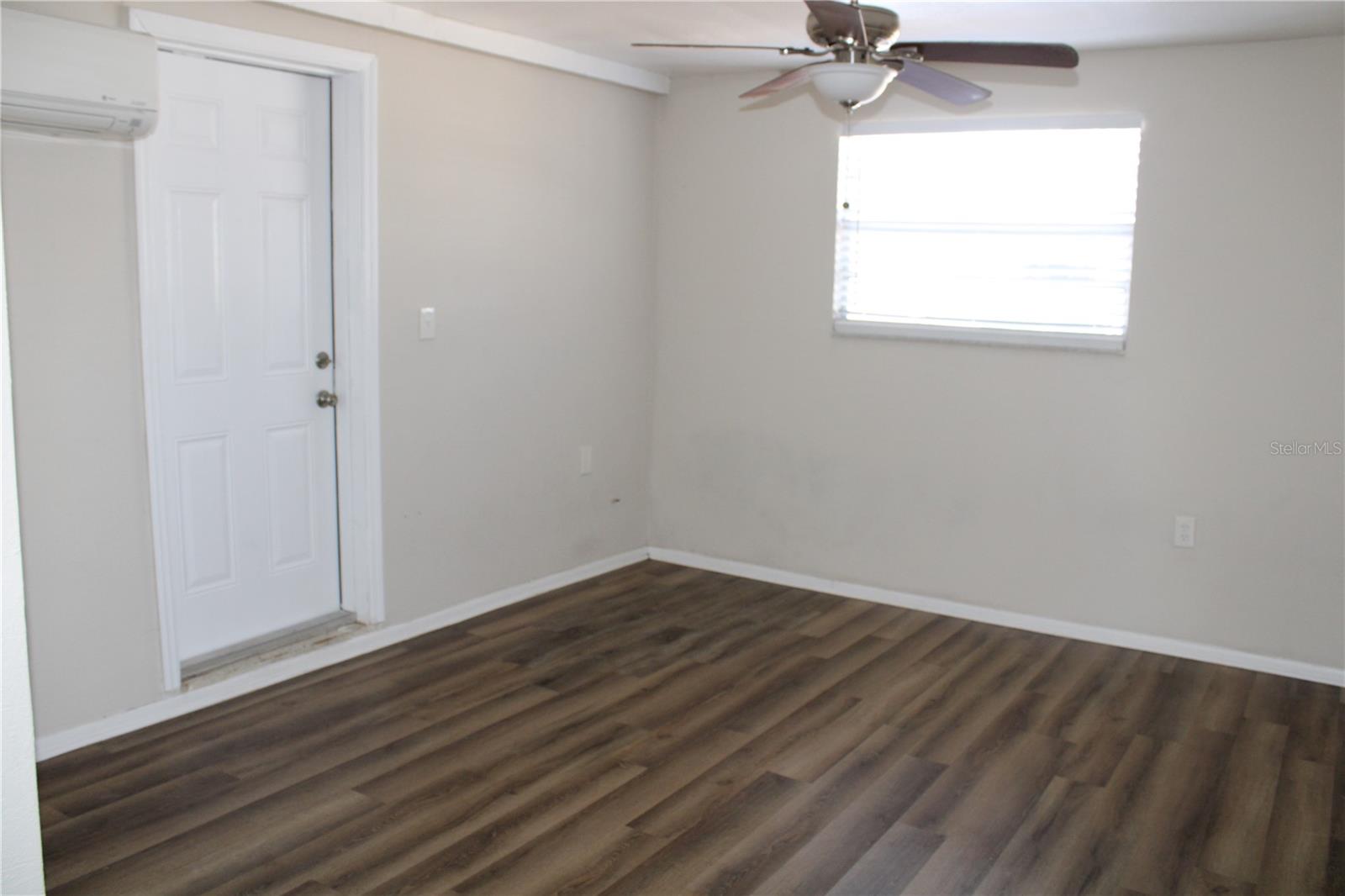 Image 9 of 19 For 10512 121st Avenue