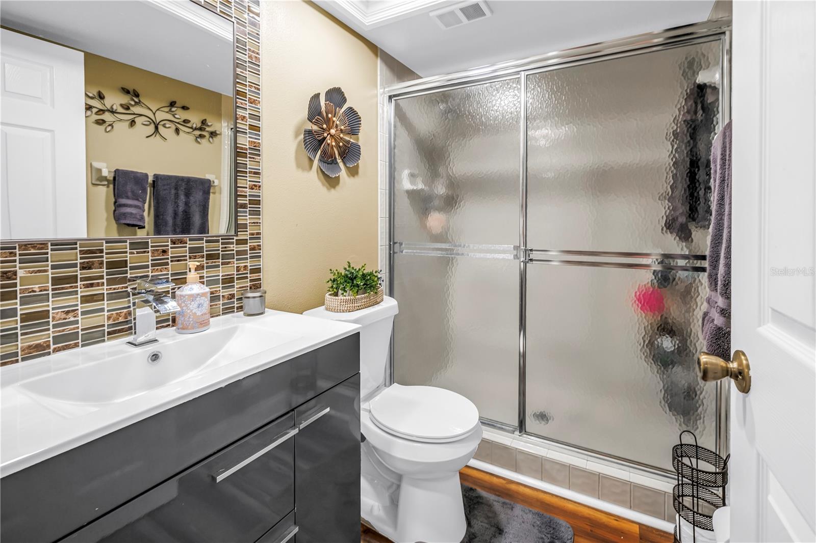 Image 24 of 71 For 9948 Indian Key Trail 17