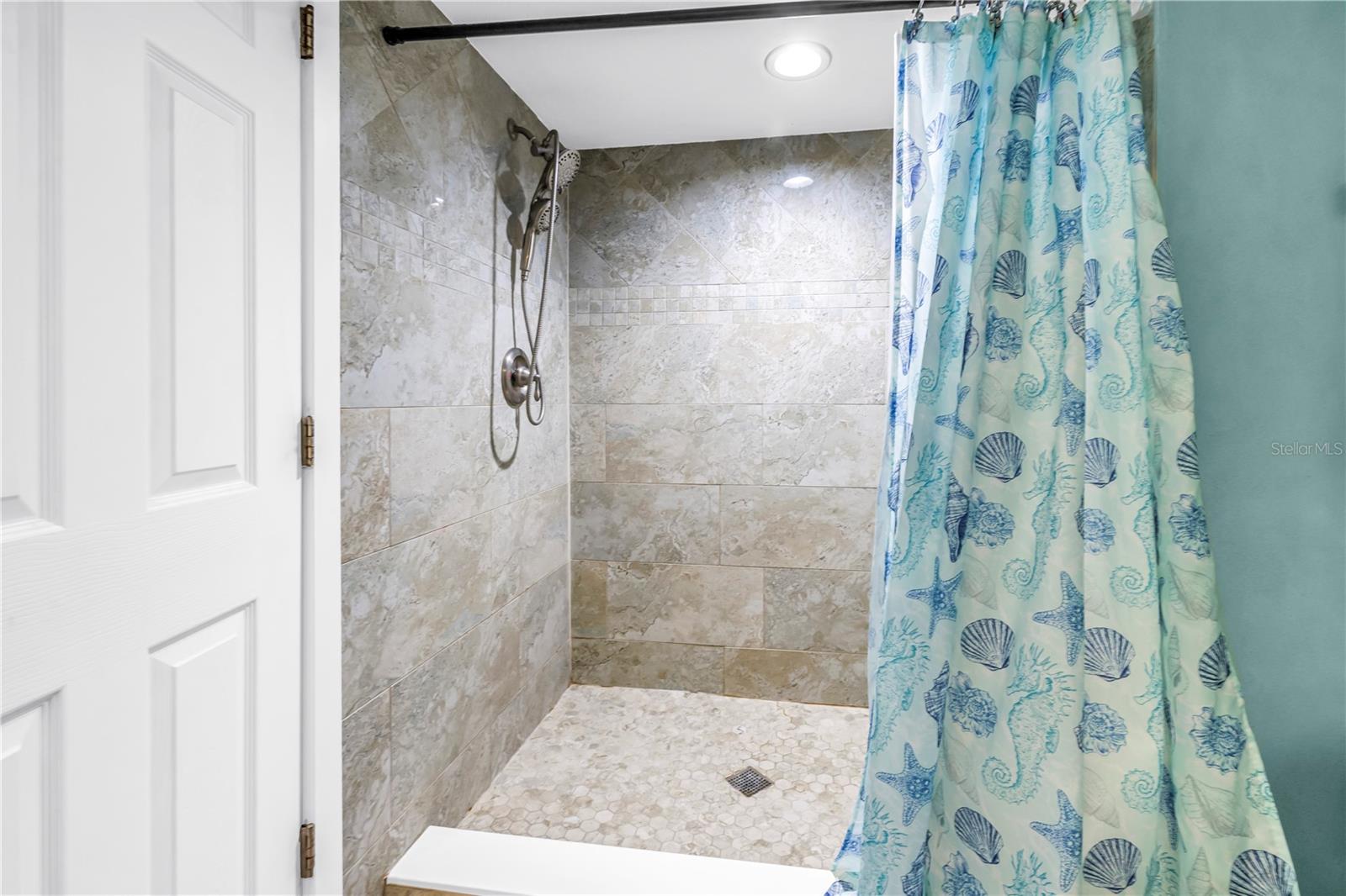 Image 35 of 71 For 9948 Indian Key Trail 17