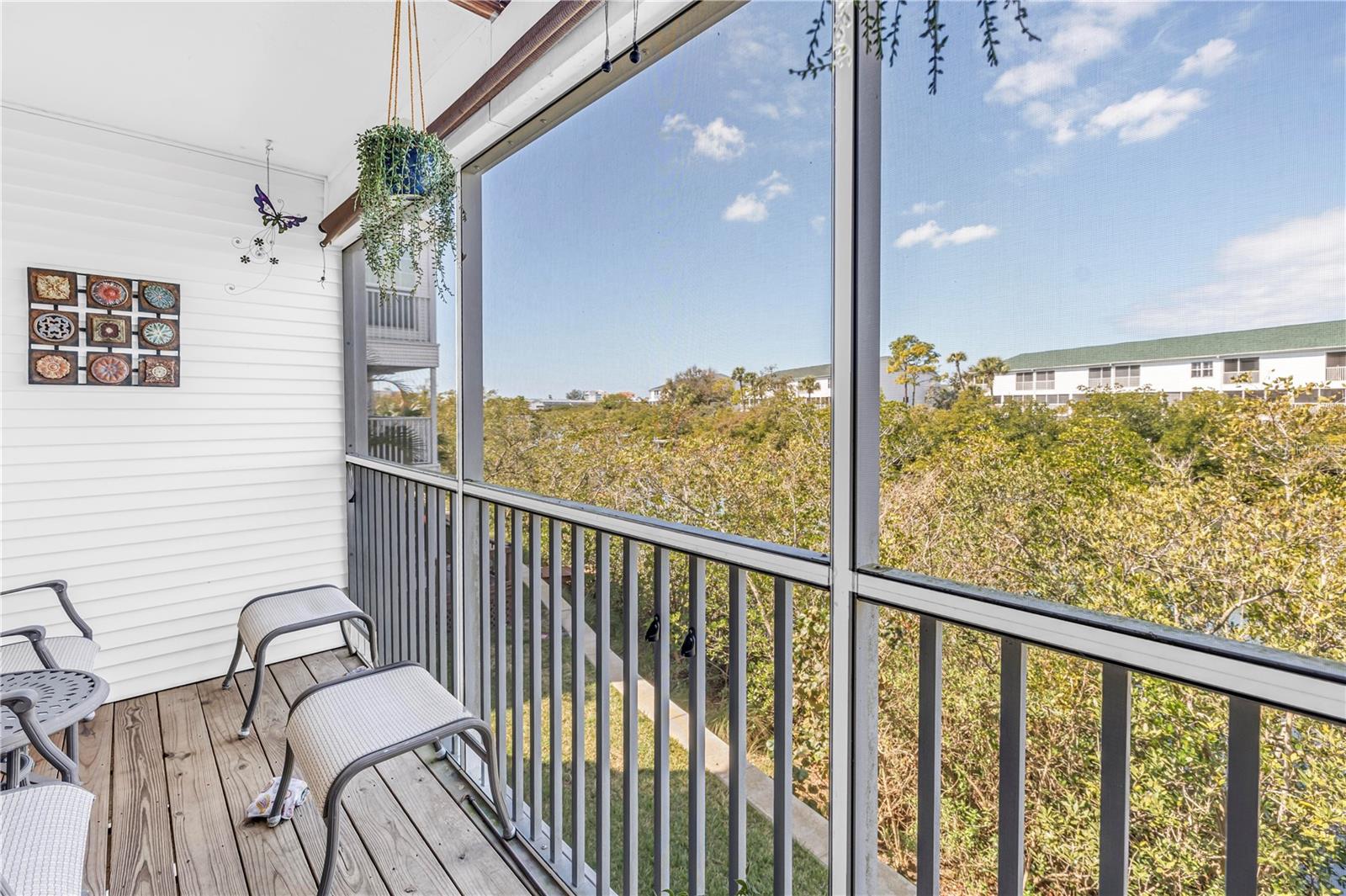 Image 43 of 71 For 9948 Indian Key Trail 17