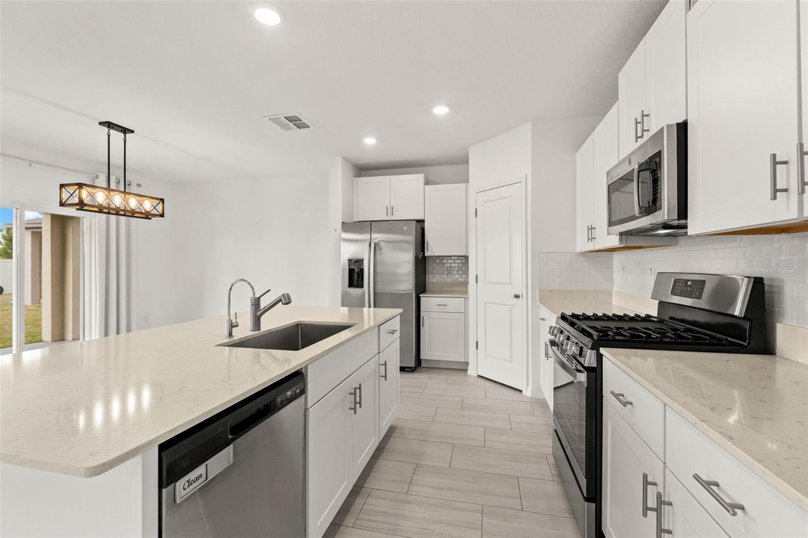 Image 4 of 46 For 35080 Ackley Trace