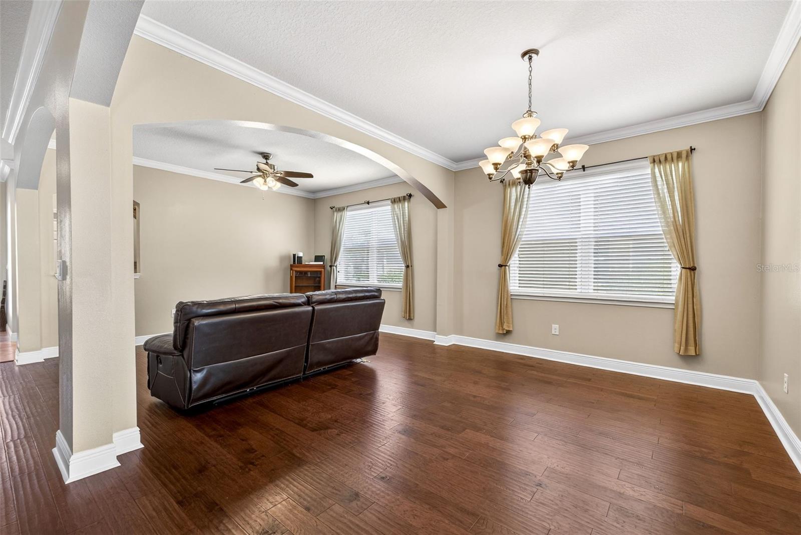 Image 13 of 66 For 3204 Mapleridge Drive