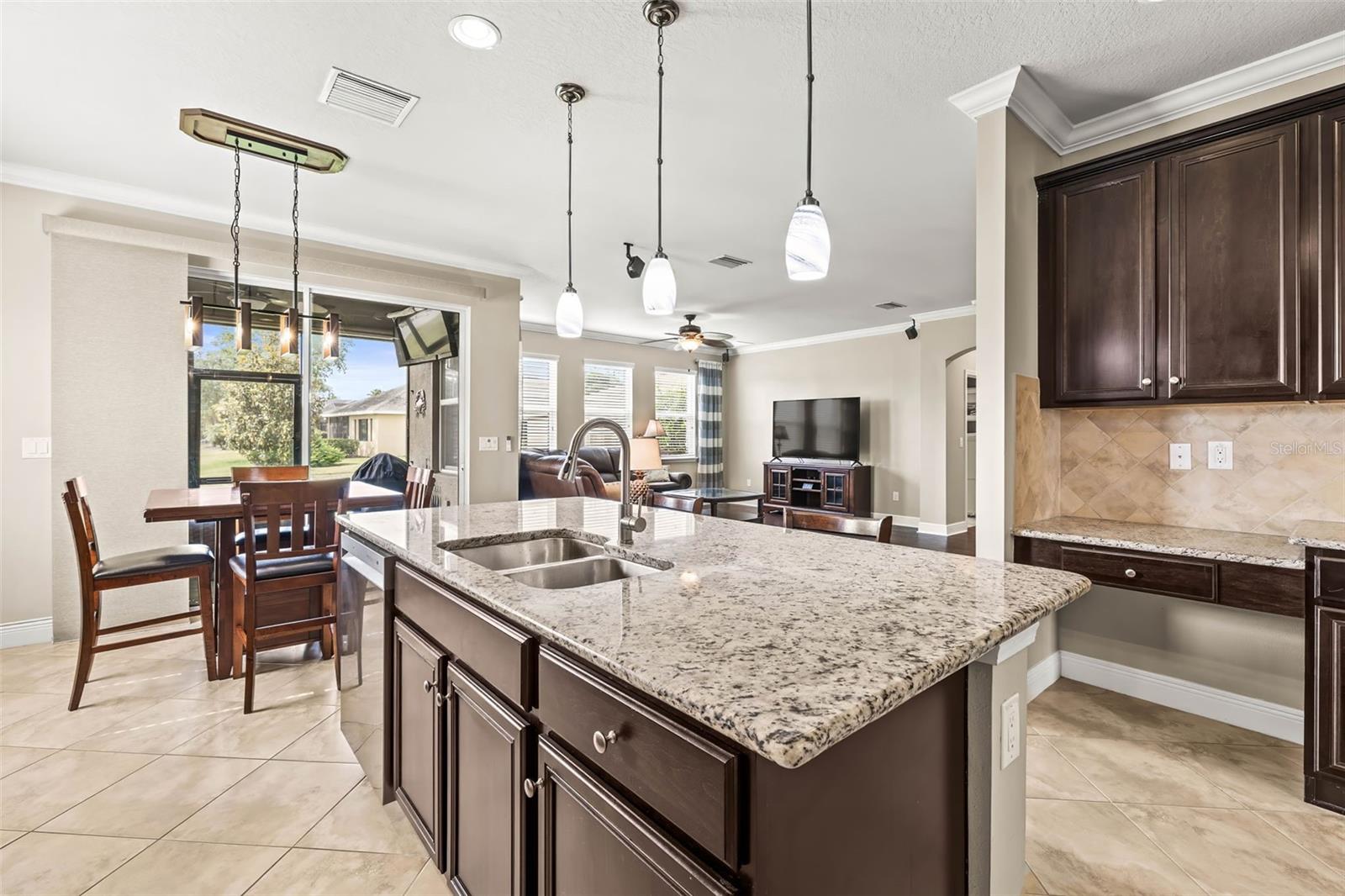 Image 18 of 66 For 3204 Mapleridge Drive