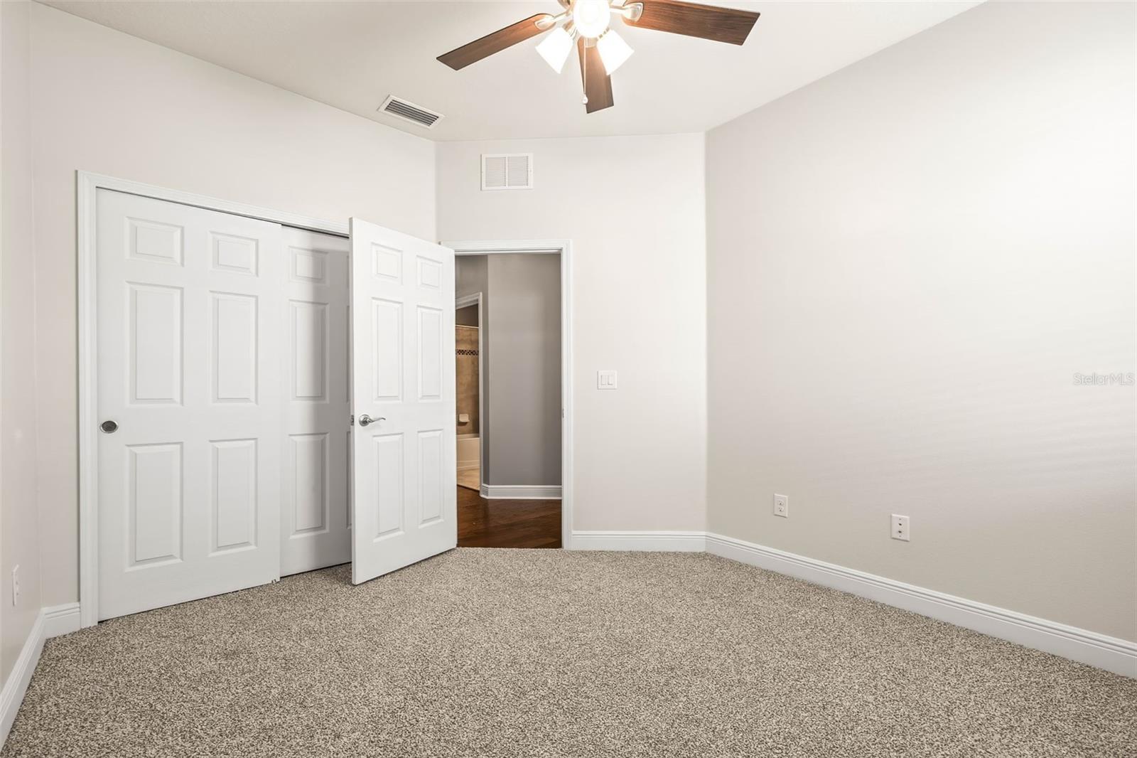 Image 32 of 66 For 3204 Mapleridge Drive