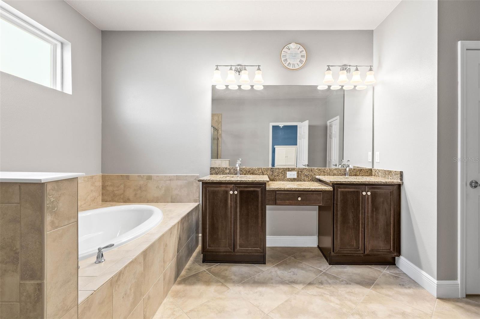 Image 39 of 66 For 3204 Mapleridge Drive