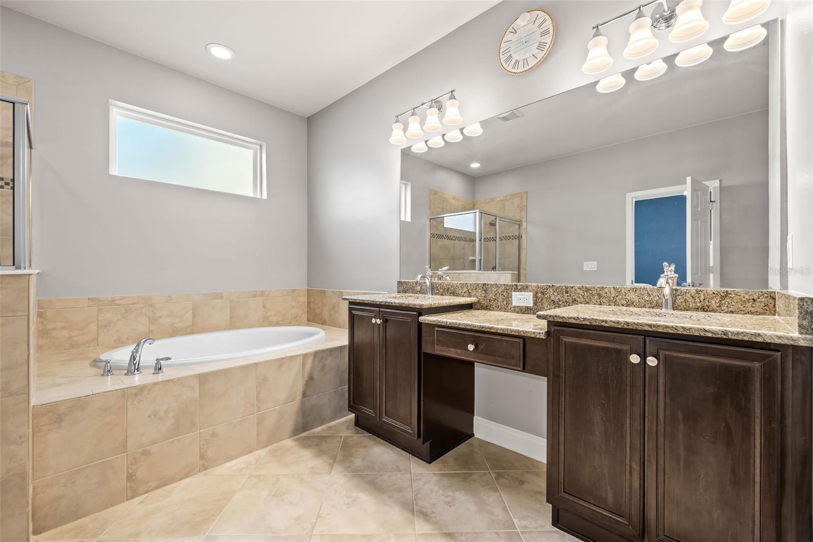 Image 40 of 66 For 3204 Mapleridge Drive