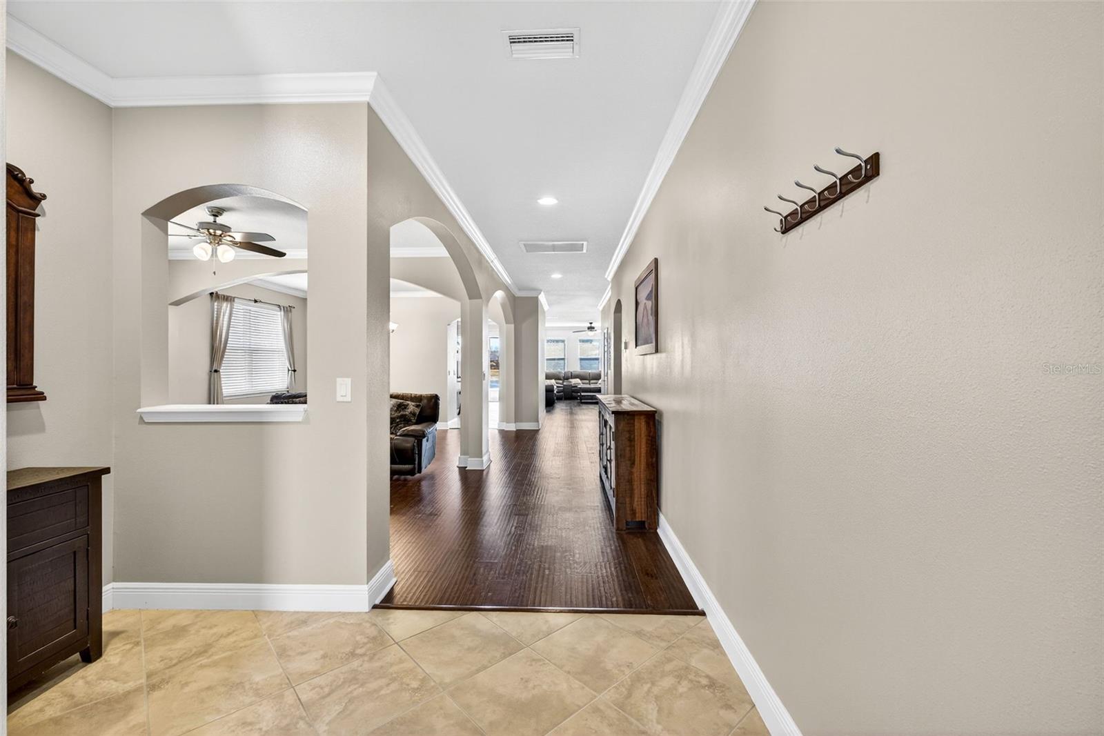 Image 7 of 66 For 3204 Mapleridge Drive