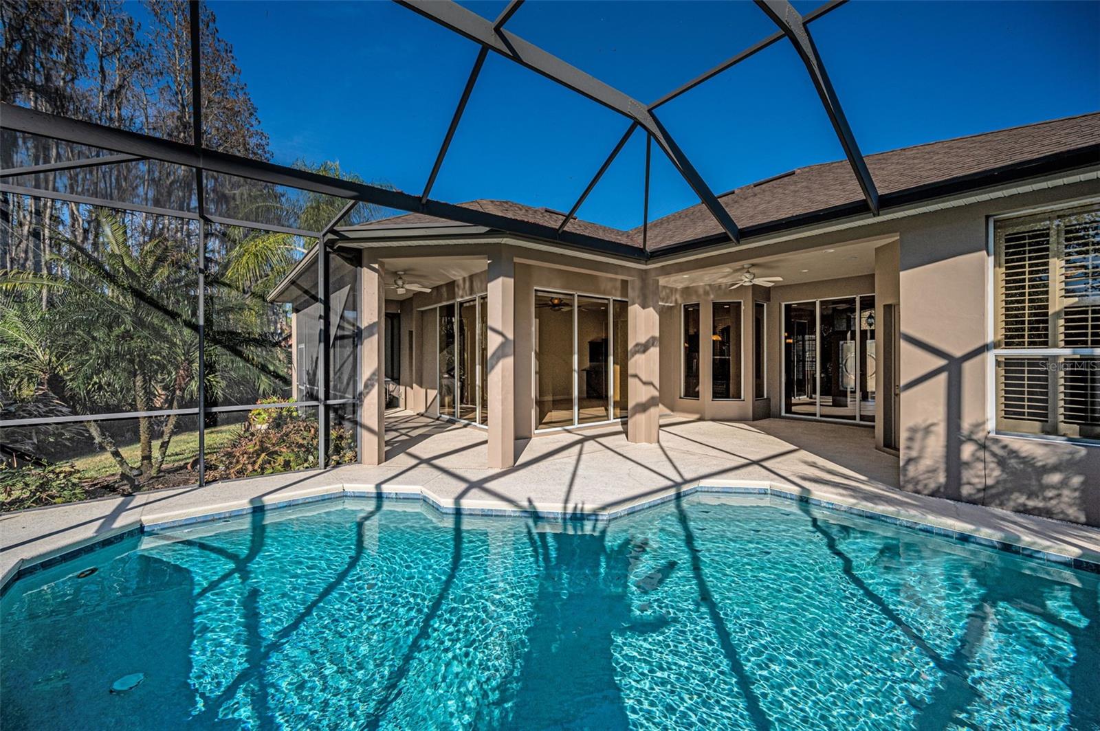 Listing photo id 52 for 3305 Sheehan Drive