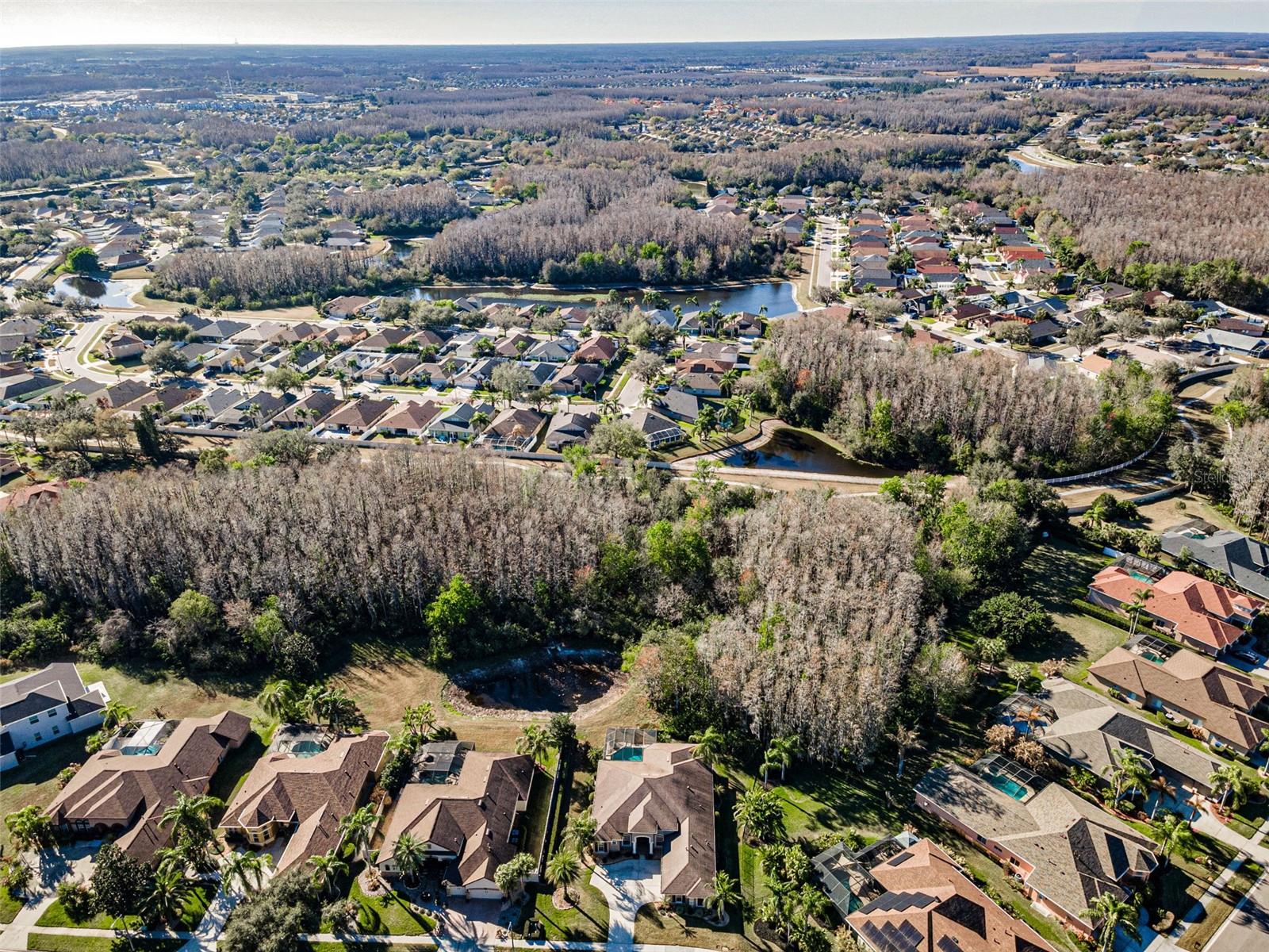 Listing photo id 55 for 3305 Sheehan Drive