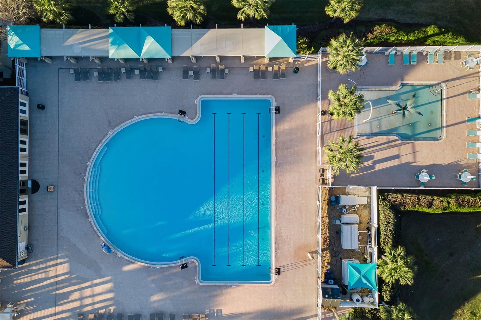 Listing photo id 72 for 3305 Sheehan Drive