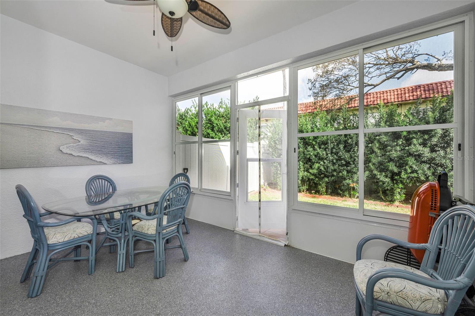 Image 24 of 51 For 1528 Highland Park Drive