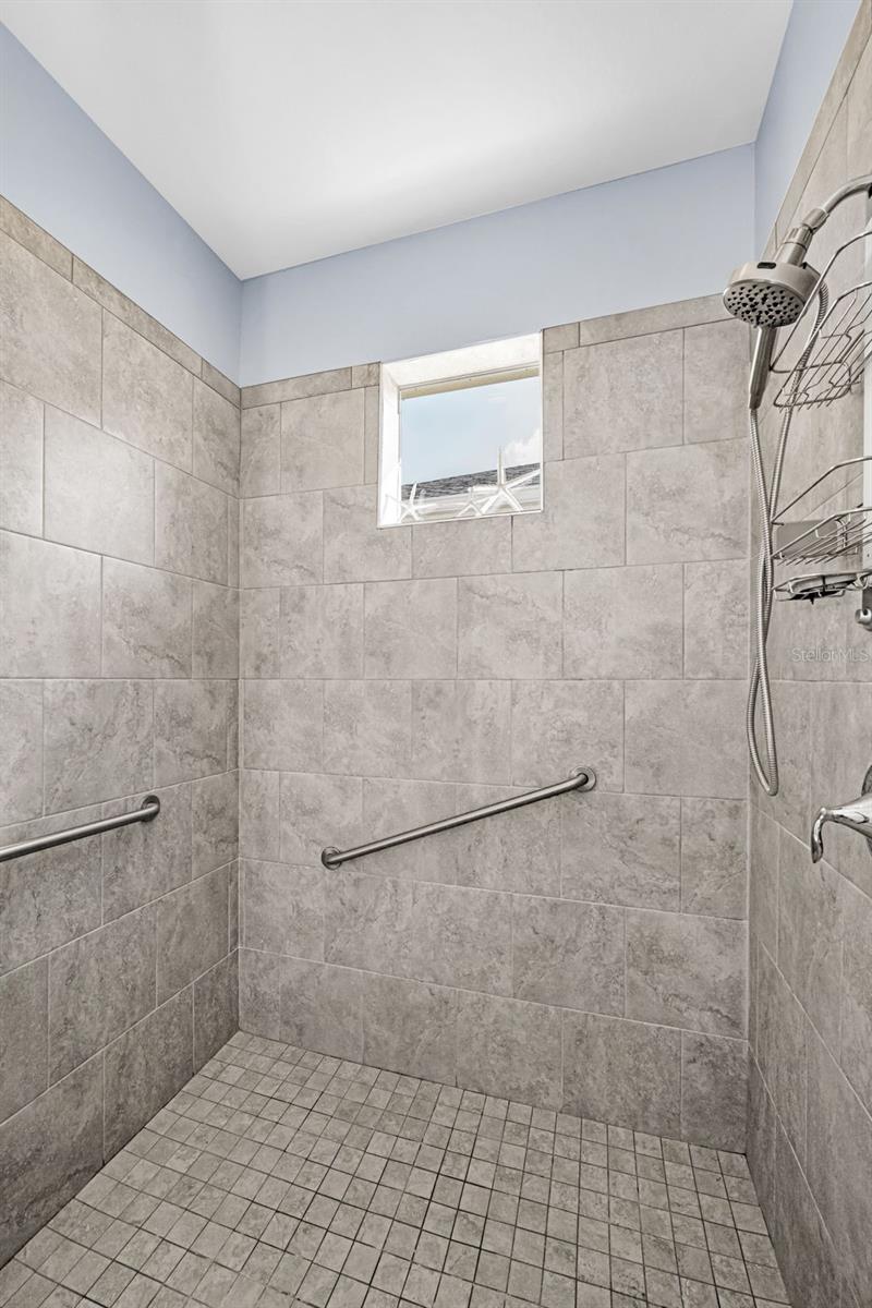 Image 30 of 51 For 1528 Highland Park Drive