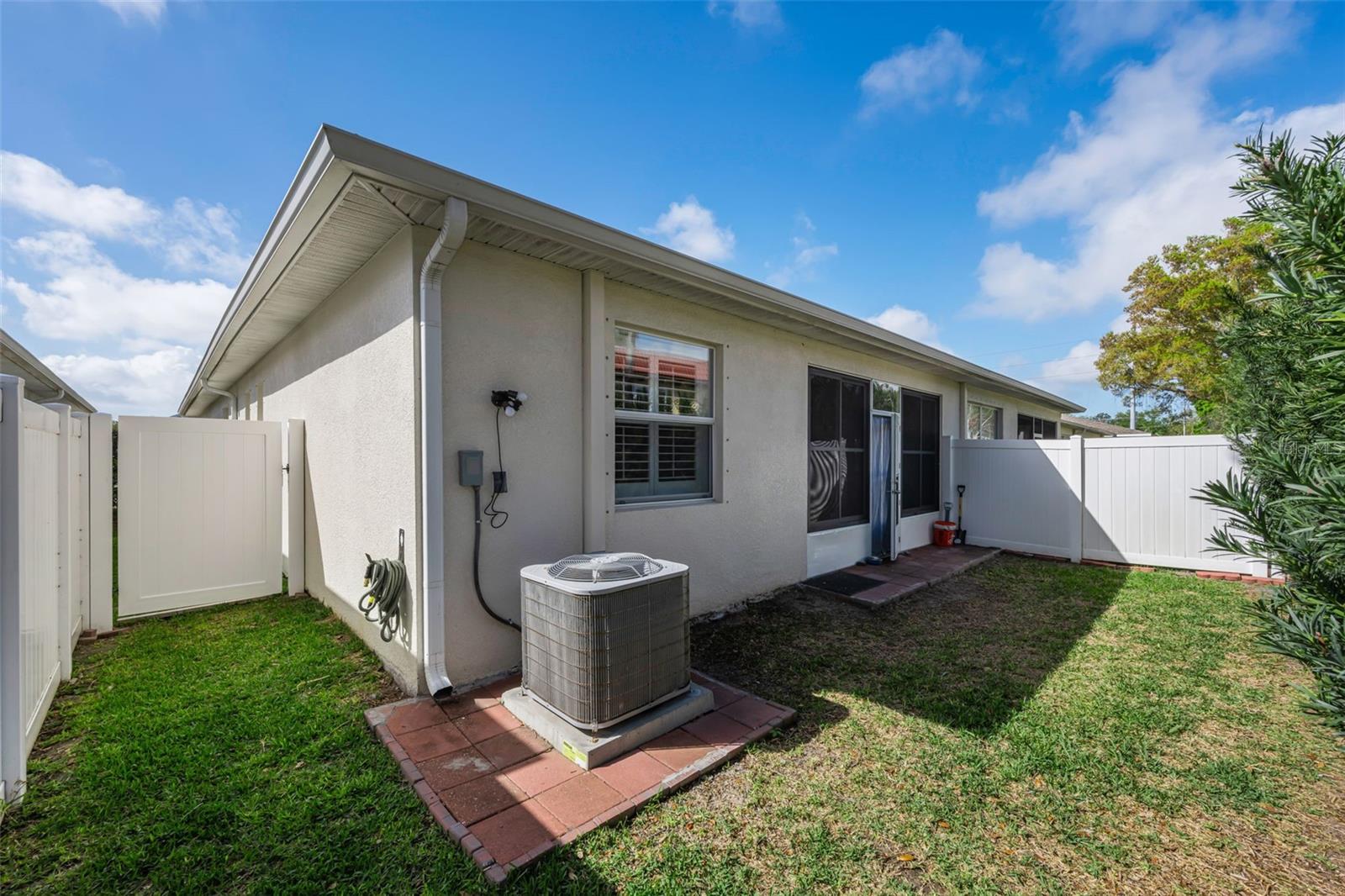 Image 37 of 51 For 1528 Highland Park Drive