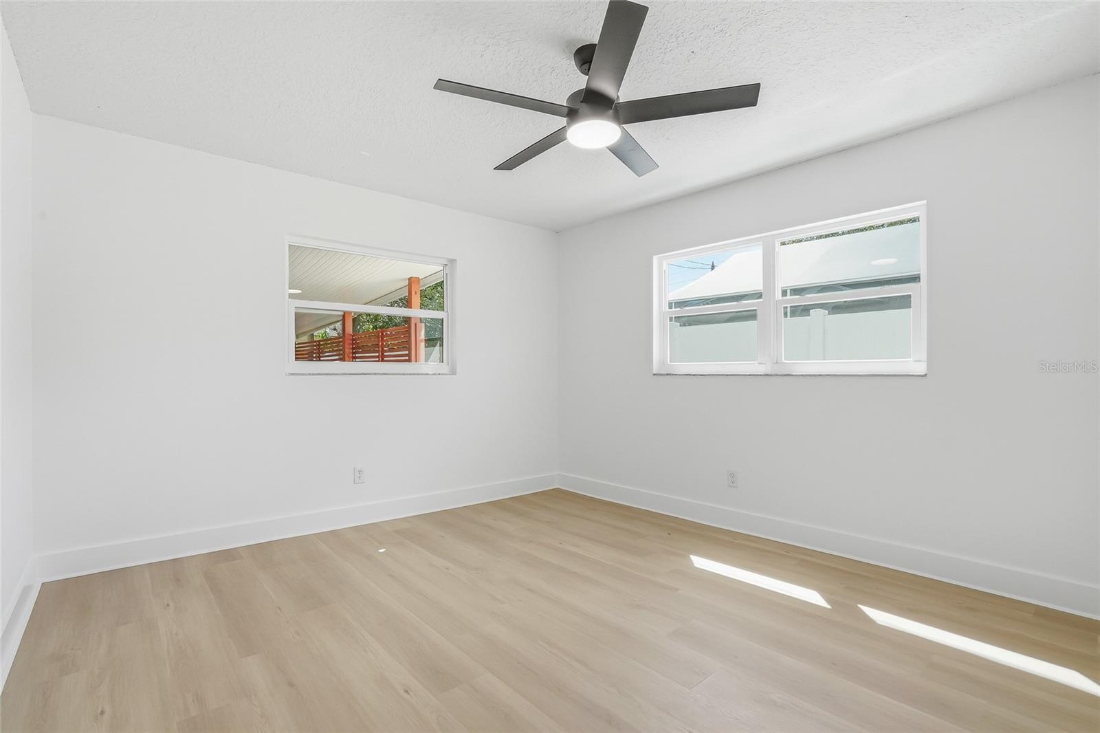 Image 20 of 38 For 1339 35th Street N