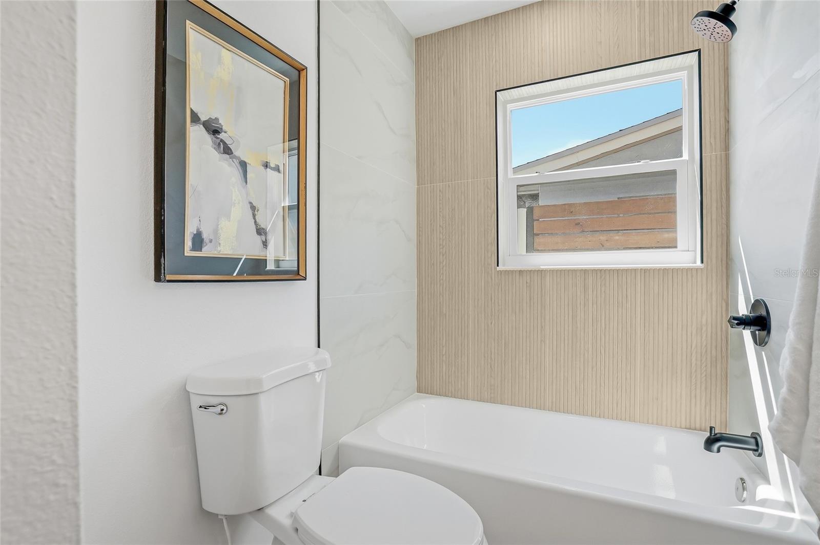 Image 23 of 38 For 1339 35th Street N