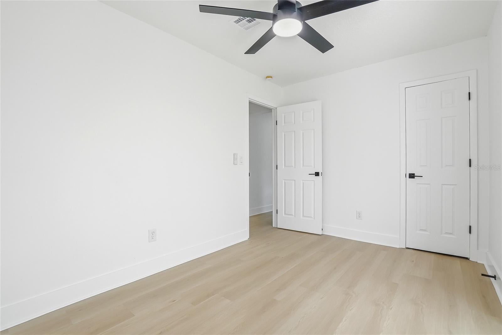 Image 26 of 38 For 1339 35th Street N