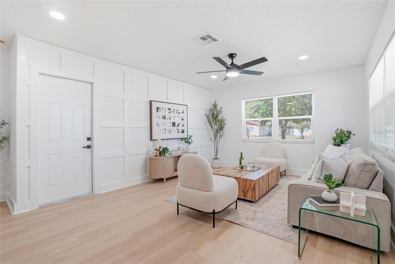 Image 3 of 38 For 1339 35th Street N