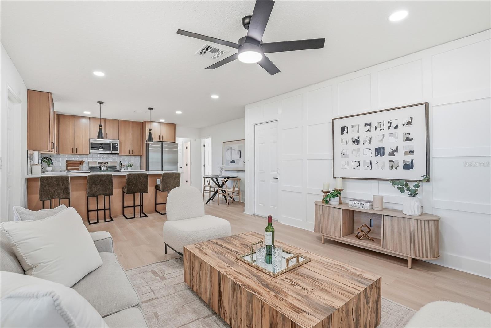 Image 4 of 38 For 1339 35th Street N