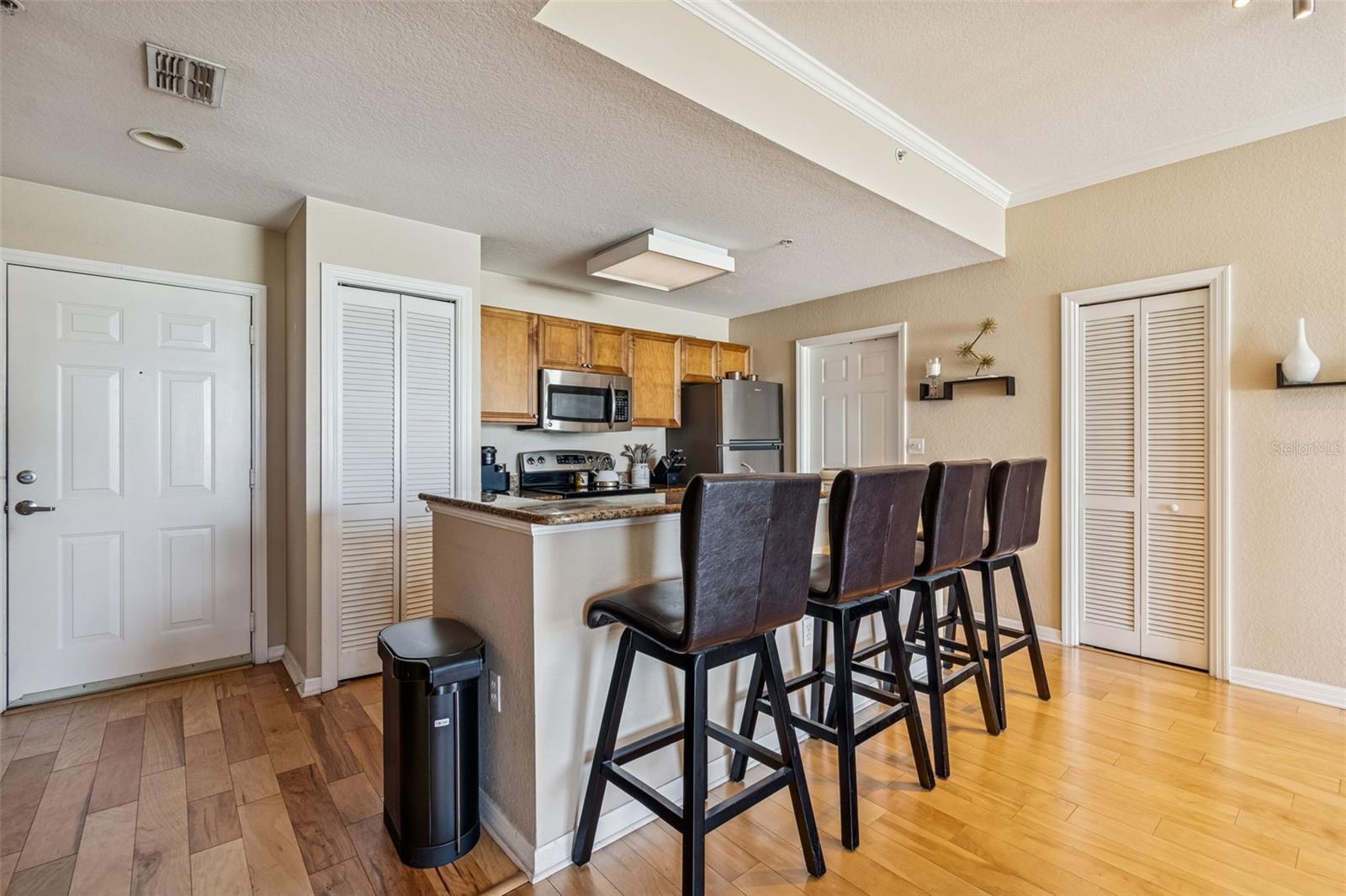 Image 14 of 77 For 700 Harbour Island Boulevard 411