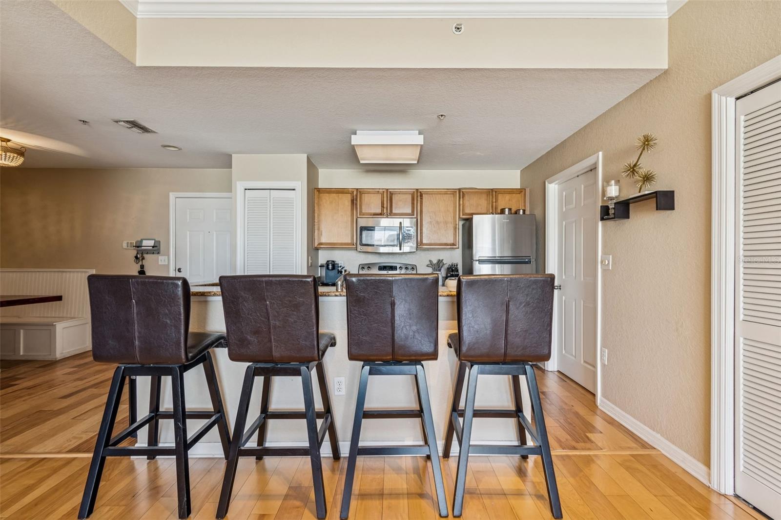 Image 19 of 77 For 700 Harbour Island Boulevard 411