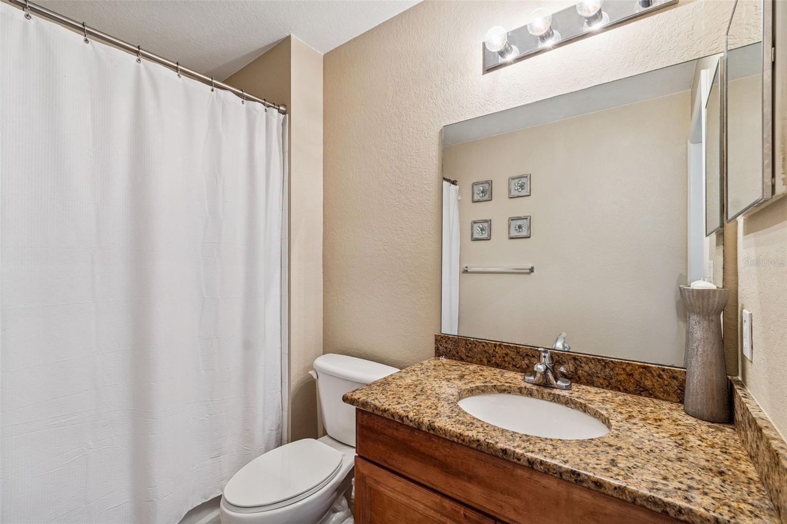 Image 26 of 77 For 700 Harbour Island Boulevard 411