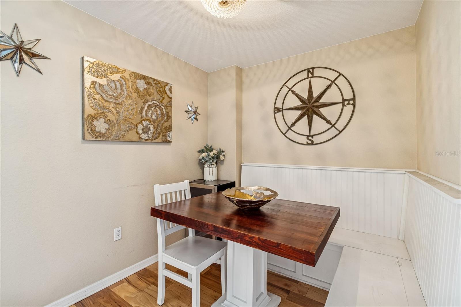 Image 29 of 77 For 700 Harbour Island Boulevard 411