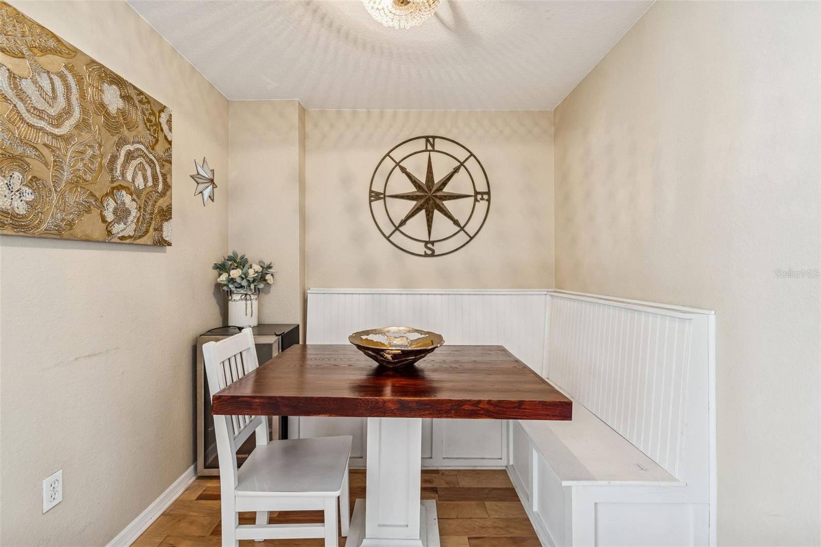 Image 30 of 77 For 700 Harbour Island Boulevard 411