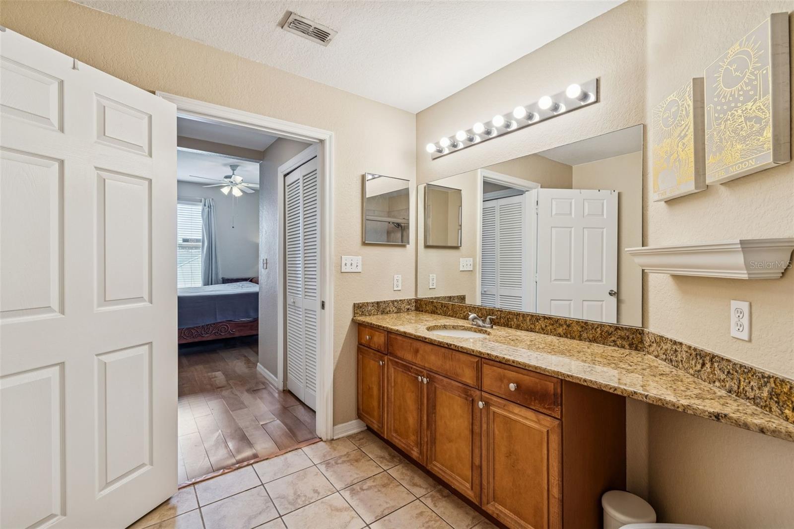 Image 41 of 77 For 700 Harbour Island Boulevard 411