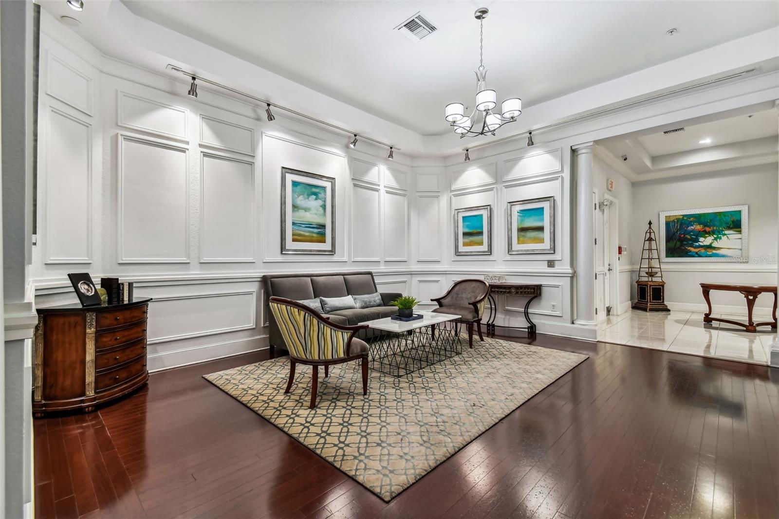 Image 56 of 77 For 700 Harbour Island Boulevard 411