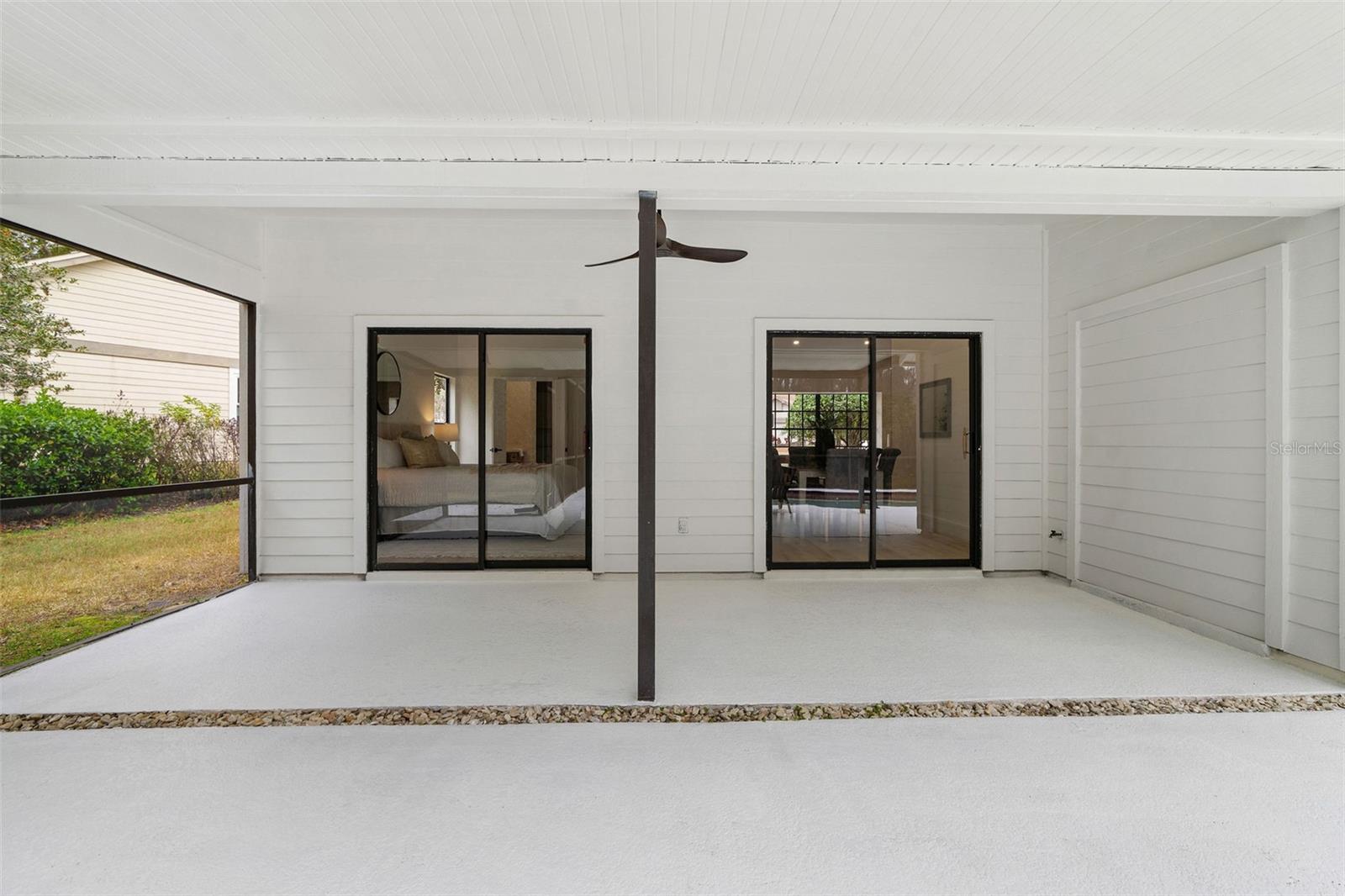 Listing photo id 31 for 346 Carson Lane