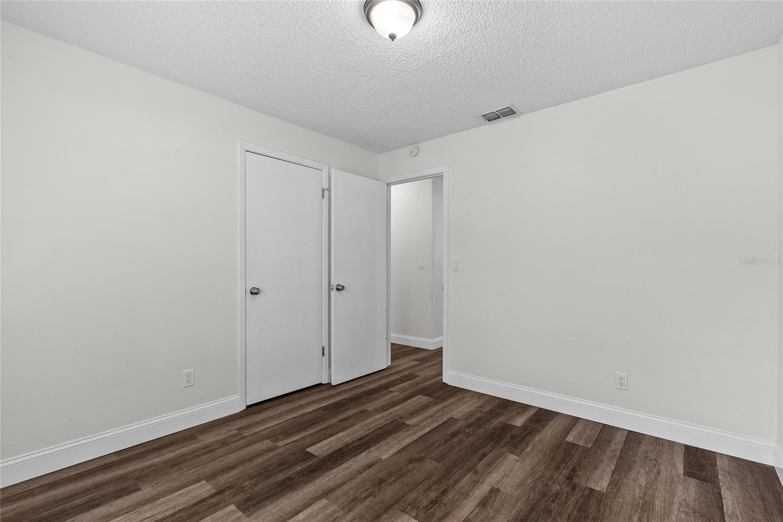 Image 22 of 32 For 4926 Haines Road N