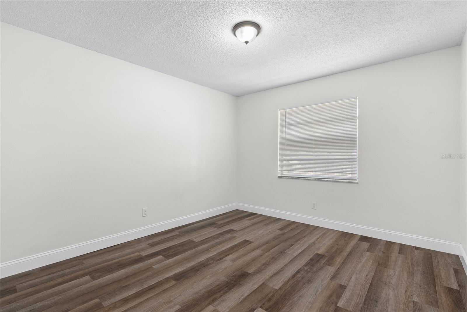 Image 24 of 32 For 4926 Haines Road N