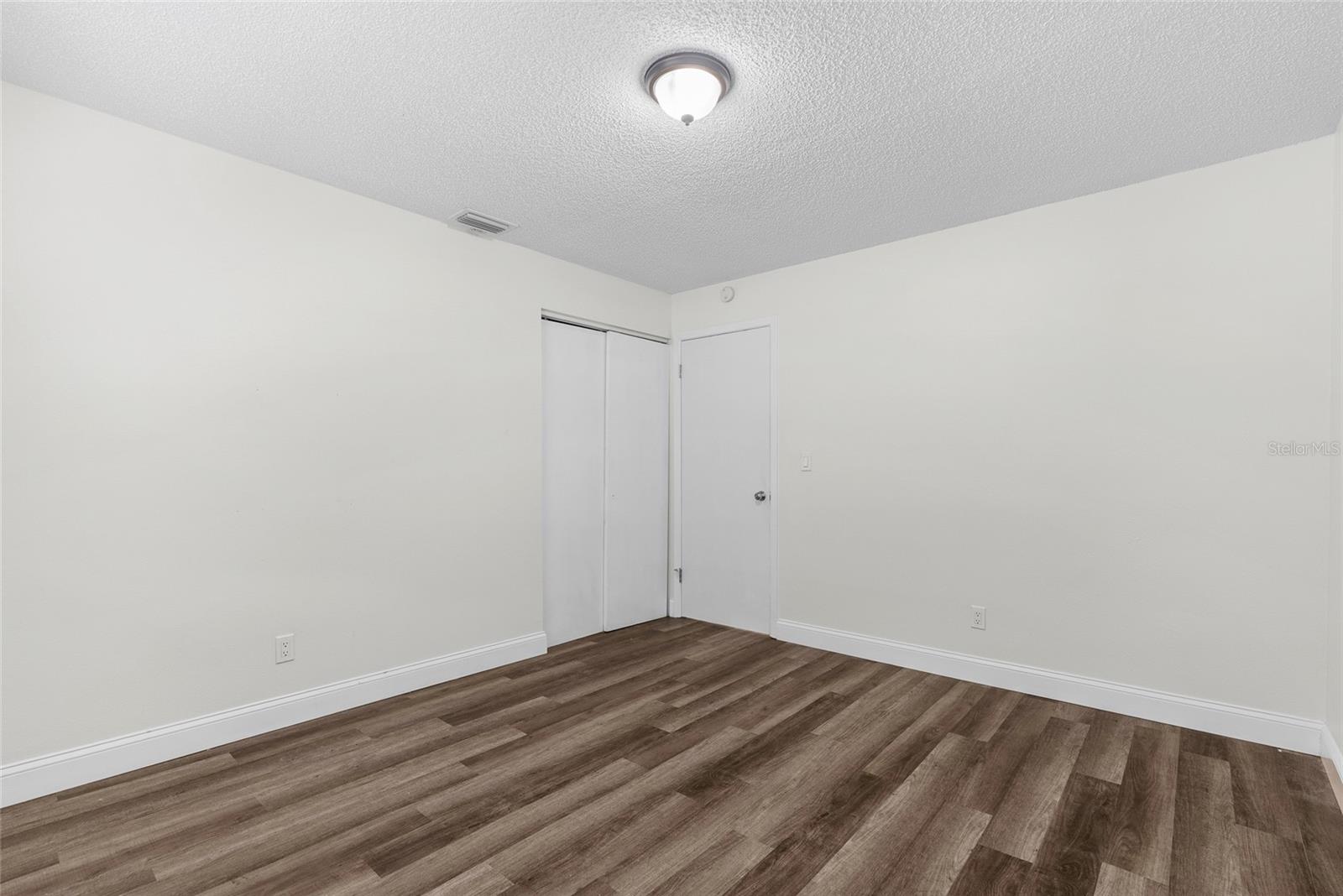 Image 26 of 32 For 4926 Haines Road N