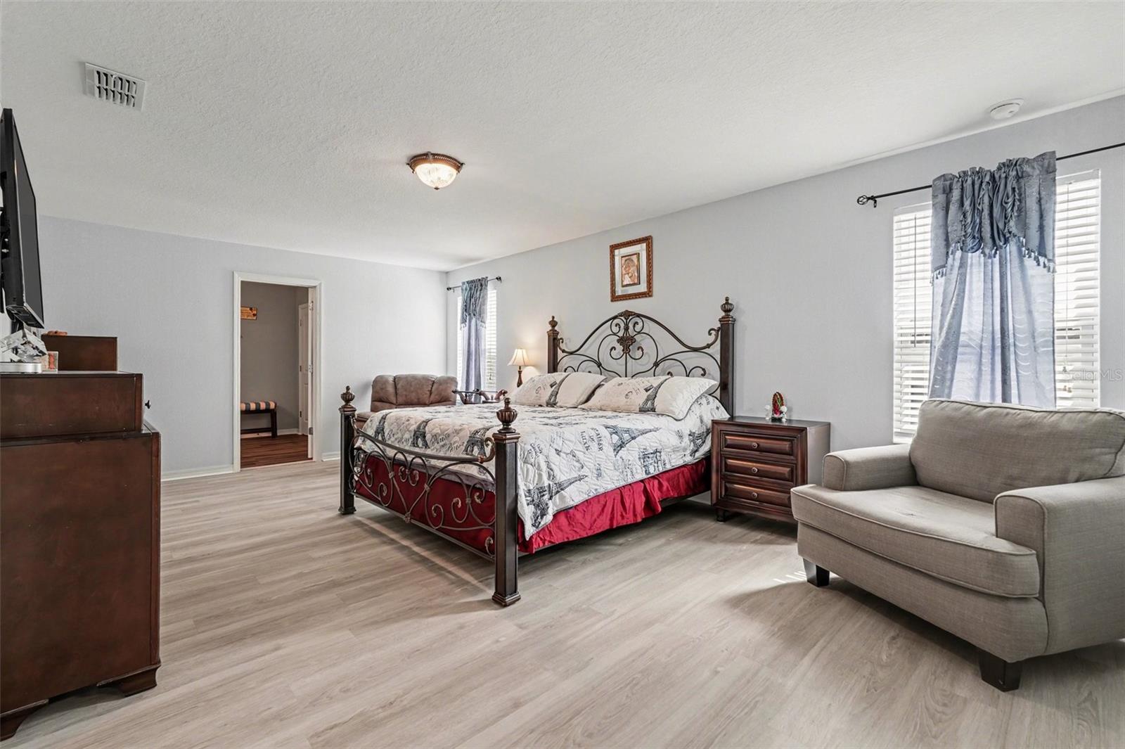 Image 19 of 38 For 10617 Aldo Moro Drive