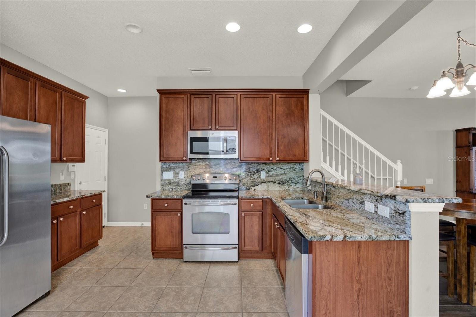 Image 15 of 37 For 10228 Red Currant Court