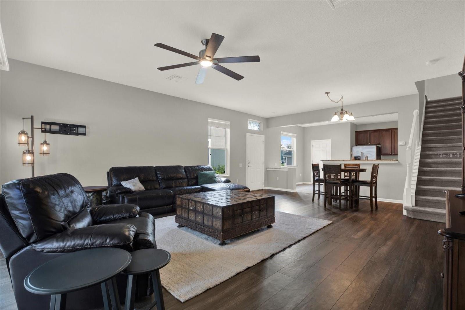 Image 9 of 37 For 10228 Red Currant Court